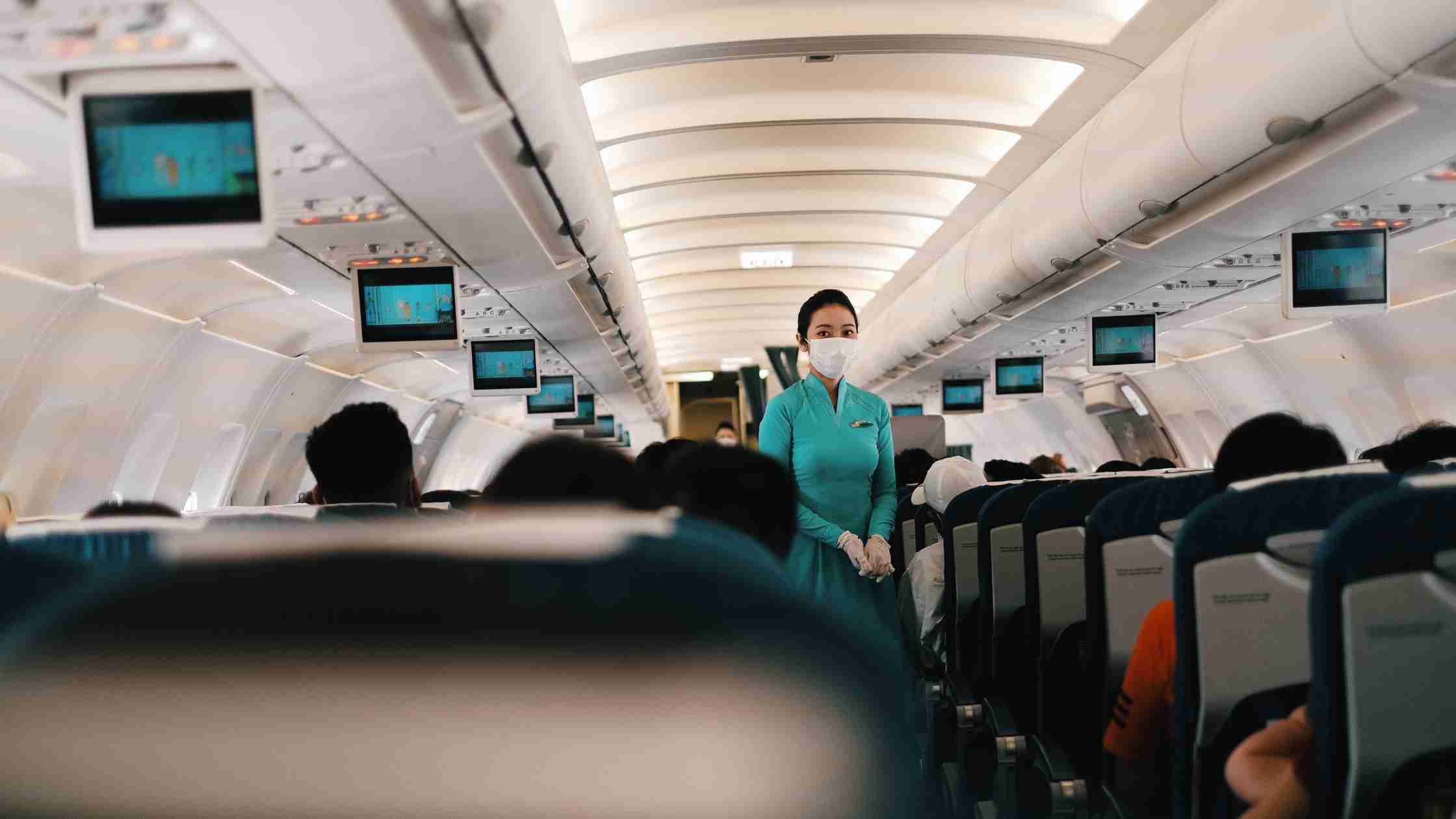 Airplane Air: Your Skin's Worst Enemy? Conquer It In-Flight